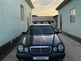 Mercedes-Benz E 320 1997 года за 3 600 000 тг. в Жанаозен