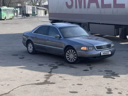 Audi A8 1995 года за 2 400 000 тг. в Алматы – фото 16