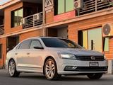 Volkswagen Passat 2016 года за 6 300 000 тг. в Актау – фото 2