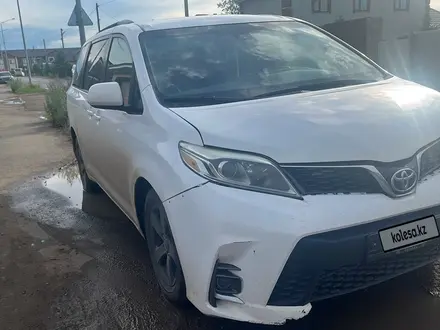 Toyota Sienna 2015 года за 5 500 000 тг. в Уральск – фото 6