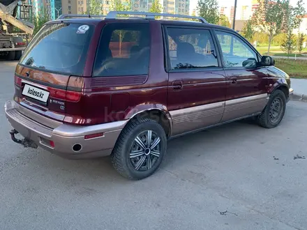 Mitsubishi Space Wagon 1994 года за 1 400 000 тг. в Астана – фото 2