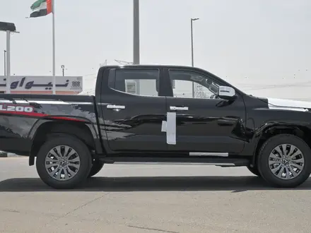 Mitsubishi L200 DC Invite 2024 года за 14 120 000 тг. в Алматы – фото 9