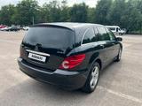 Mercedes-Benz R 500 2007 года за 7 000 000 тг. в Алматы – фото 2