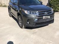 Toyota Highlander 2014 года за 12 300 000 тг. в Алматы