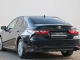 Toyota Camry 2024 годаүшін13 250 000 тг. в Астана – фото 3