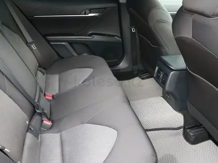 Toyota Camry 2024 года за 13 250 000 тг. в Астана – фото 15