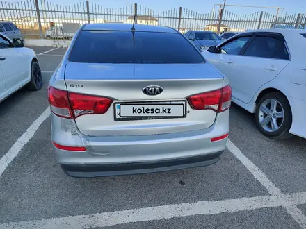 Kia Rio 2016 года за 3 500 000 тг. в Атырау – фото 2