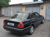 Mercedes-Benz C 200 1994 года за 1 000 000 тг. в Алматы