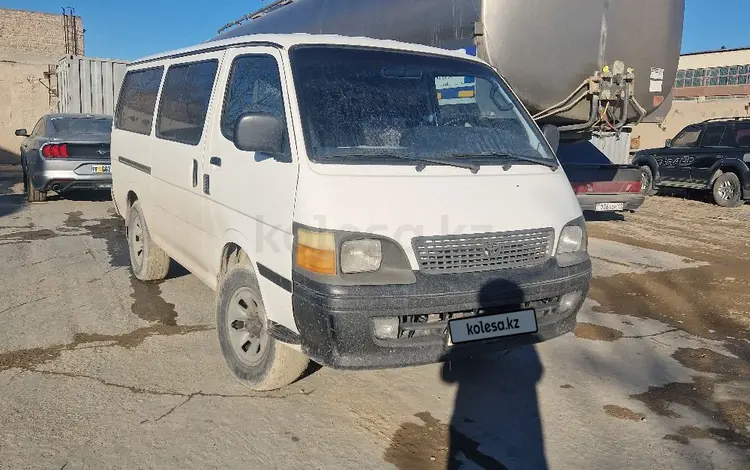 Toyota Hiace 2004 годаүшін4 000 000 тг. в Актау