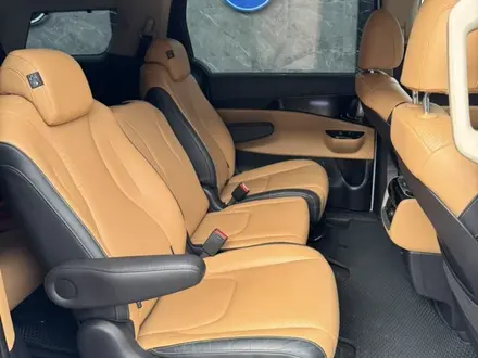 Kia Carnival 2021 года за 16 900 000 тг. в Алматы – фото 10