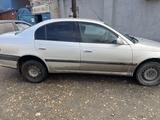 Toyota Avensis 2001 года за 1 300 000 тг. в Семей – фото 2
