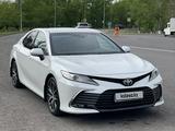Toyota Camry 2021 года за 15 500 000 тг. в Астана