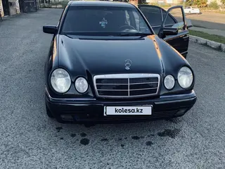 Mercedes-Benz E-Class, 1996