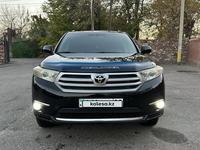 Toyota Highlander 2012 годаfor13 500 000 тг. в Тараз