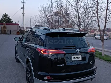 Toyota RAV4 2016 года за 12 500 000 тг. в Шымкент – фото 2