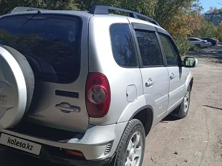 Chevrolet Niva 2010 года за 3 000 000 тг. в Караганда – фото 2