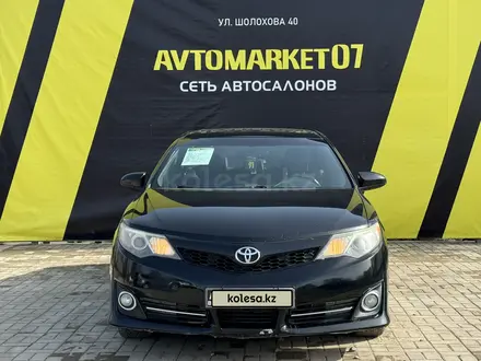 Toyota Camry 2013 года за 10 300 000 тг. в Уральск – фото 2