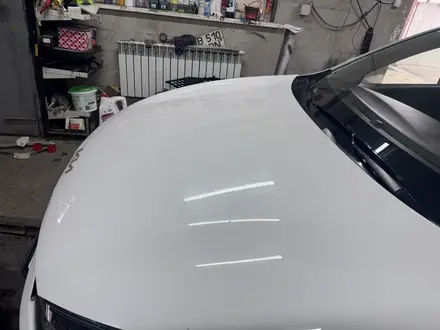 Капот за 1 000 тг. в Алматы
