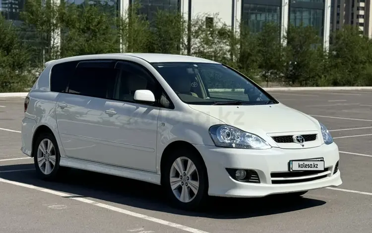 Toyota Ipsum 2003 годаfor6 400 000 тг. в Астана