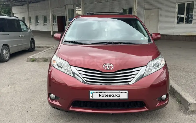 Toyota Sienna 2015 годаүшін15 000 000 тг. в Алматы