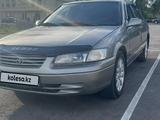 Toyota Camry 1999 годаүшін3 500 000 тг. в Алматы