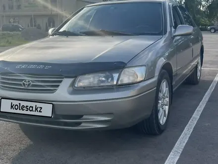 Toyota Camry 1999 года за 3 500 000 тг. в Алматы