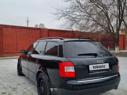 Audi A4 2002 года за 2 700 000 тг. в Актобе – фото 4