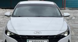 Hyundai Elantra 2021 года за 9 500 000 тг. в Актобе – фото 4