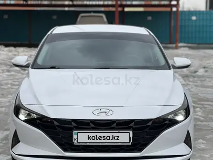 Hyundai Elantra 2021 года за 9 000 000 тг. в Актобе – фото 4