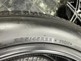 Bridgestone Alenza 001 285/45 R22 110H Доставка 24 часаүшін150 000 тг. в Уральск – фото 4