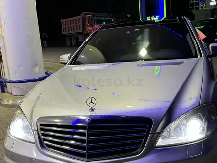 Mercedes-Benz S 500 2006 года за 8 000 000 тг. в Алматы – фото 2