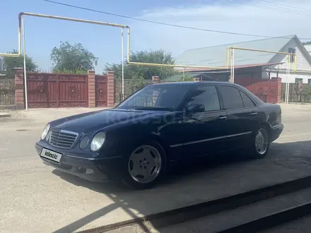 Mercedes-Benz E 280 2000 года за 3 800 000 тг. в Шымкент – фото 9