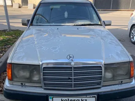 Mercedes-Benz E 230 1991 года за 2 000 000 тг. в Алматы – фото 2