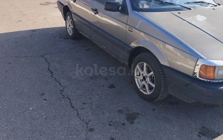 Volkswagen Passat 1988 годаүшін950 000 тг. в Каратау