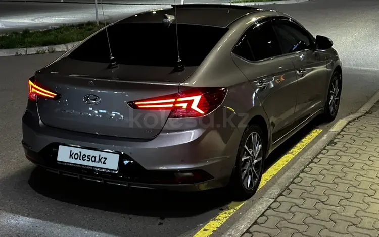 Hyundai Elantra 2020 года за 10 500 000 тг. в Алматы