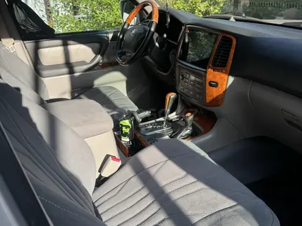 Toyota Land Cruiser 2005 года за 13 000 000 тг. в Актобе – фото 6