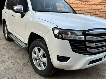 Toyota Land Cruiser 2023 года за 44 000 000 тг. в Кокшетау – фото 2