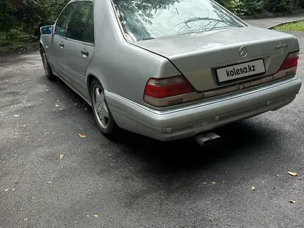 Mercedes-Benz S 320 1998 года за 4 800 000 тг. в Алматы – фото 2