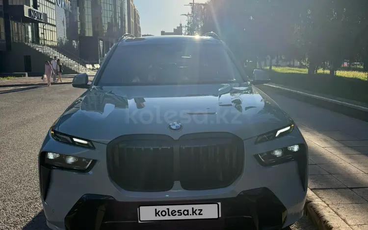 BMW X7 2024 года за 70 000 000 тг. в Астана