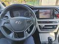 Hyundai Sonata 2015 годаfor6 750 000 тг. в Алматы – фото 12