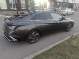Hyundai Elantra 2024 года за 7 900 000 тг. в Астана – фото 2