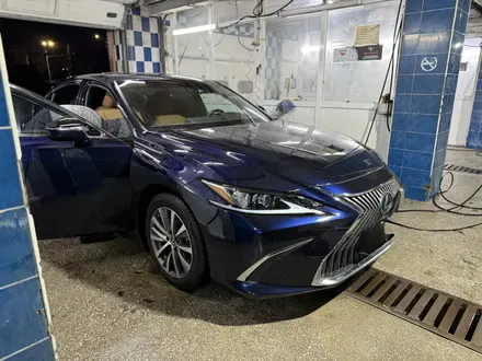 Lexus ES 300h 2020 года за 16 000 000 тг. в Алматы – фото 6