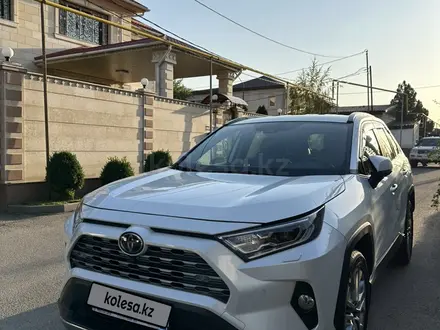 Toyota RAV4 2021 года за 22 000 000 тг. в Алматы – фото 9