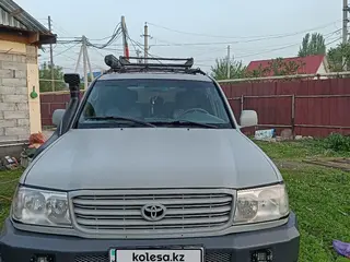 Toyota Land Cruiser, 2001