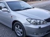 Toyota Camry 2005 годаfor6 100 000 тг. в Актобе – фото 2