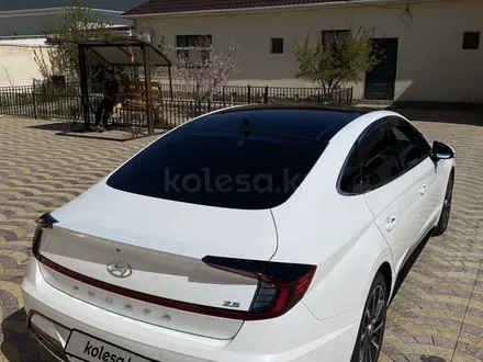 Hyundai Sonata 2022 года за 13 000 000 тг. в Актау – фото 16