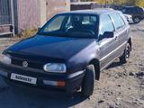 Volkswagen Golf 1993 годаfor1 900 000 тг. в Усть-Каменогорск