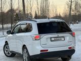 Mitsubishi Outlander 2013 годаfor7 350 000 тг. в Астана – фото 3