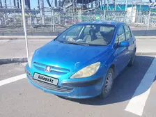 Peugeot 307, 2001