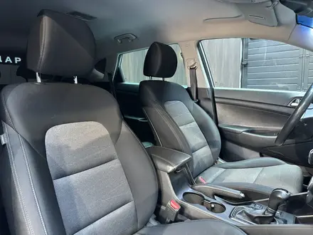 Hyundai Tucson 2018 года за 9 900 000 тг. в Актобе – фото 19